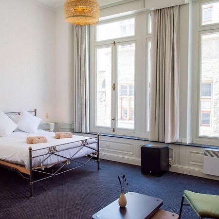 Hotel Lucca ブルージュ エクステリア 写真