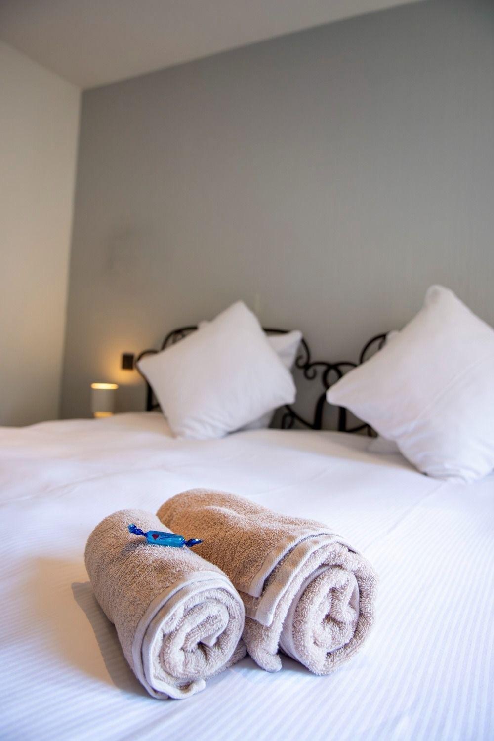Hotel Lucca ブルージュ エクステリア 写真