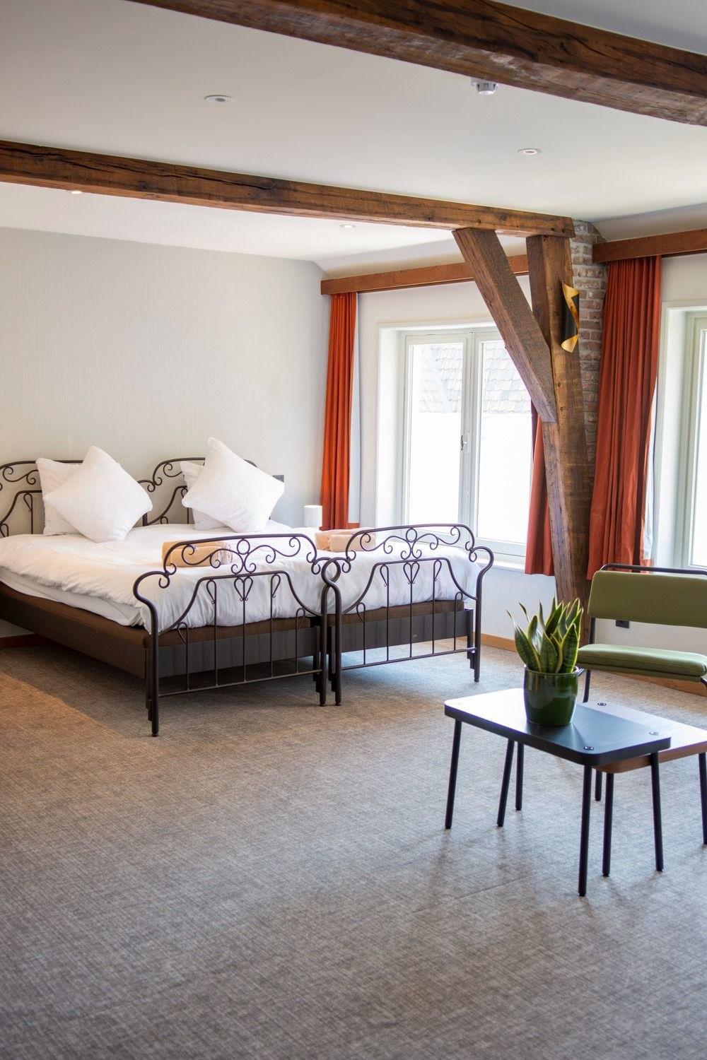 Hotel Lucca ブルージュ エクステリア 写真